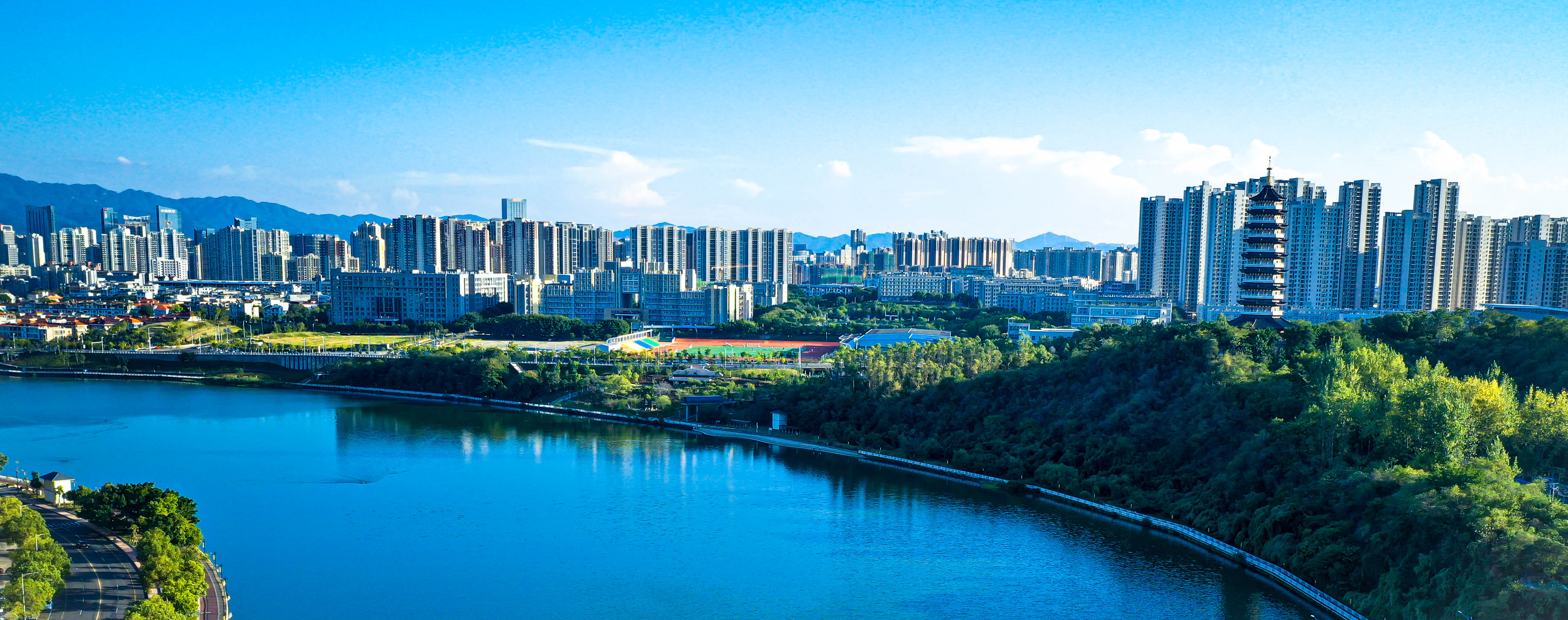 远眺赣南科技学院